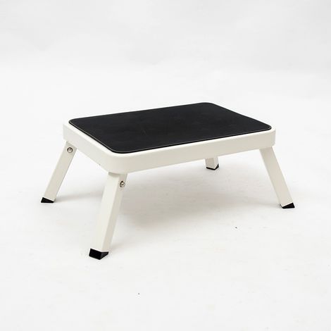 Klapptritt, Stahl, Mit Rutschfesten Füßen, Tragkraft 150 Kg, Maße Ausgeklappt 28 X 46 X 18 Cm, Weiß