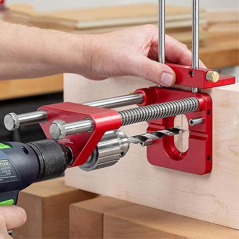 Neue Verstellbare Präzisionsbohrführung Für Die Holzbearbeitung – Aus Rotem Kunststoff