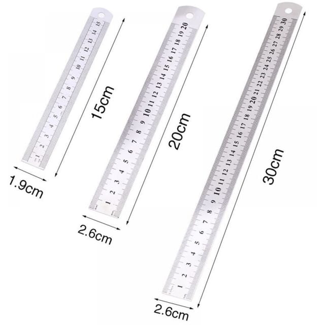 3-teiliges Präzisions-stahllineal-set: 15 Cm (6 Zoll), 20 Cm (8 Zoll), 30 Cm (12 Zoll). Silbernes Stahllineal.