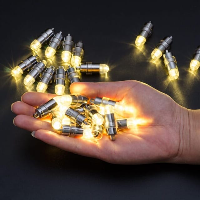 Packung Mit 24 Mini-led-leuchten, Wasserdicht, Batteriebetrieben – Warmweiß – 3,7 Cm Lang – Schutzart Ip64 Für Den Außenbereich – 100 Stunden Lebensdauer