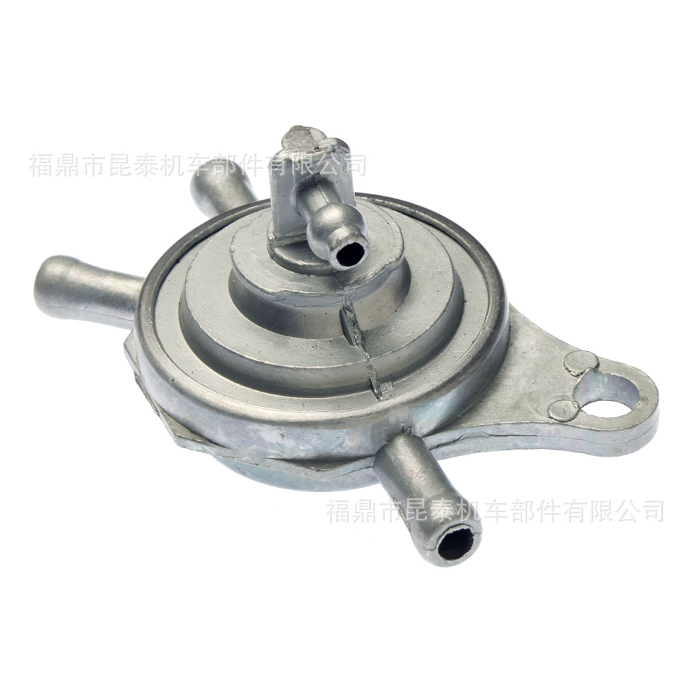 Universeller Vierwege-kraftstoffschalter 51023-0007 Für An125 Gy6 Zx130 Taotao Atv