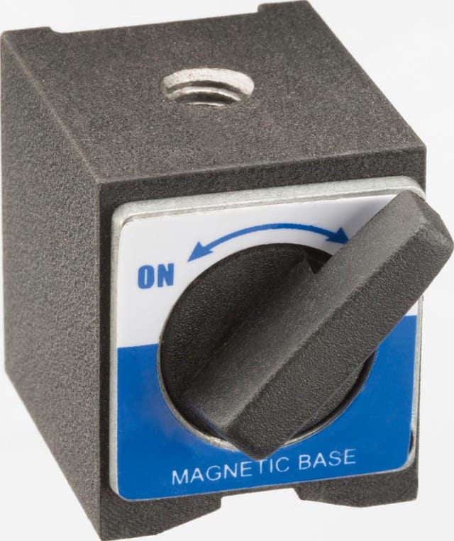 Magnetfuß M8 60x50x55mm 800N - Format