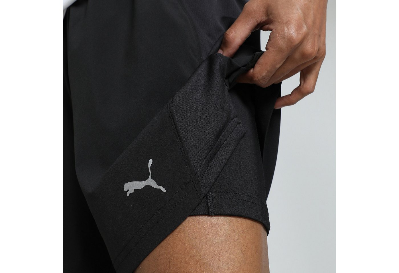 PUMA Trainingsshorts VELOCITY 2-in-1-Laufshorts Herren Bild 2