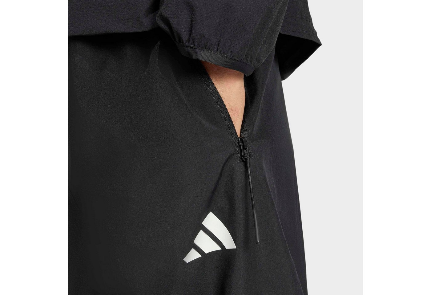 adidas Sportswear Sporthose CITY TECH PREMIUM RAIN TRACKSUIT BOTTOMS mit normal-weiter Passform, aus Polyester, climaproof®