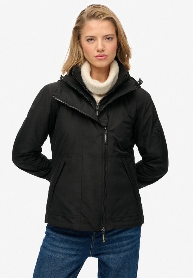 Superdry Outdoorjacke Hooded Mtn Windbreaker Jkt mit normaler Passform, aus Polyester Bild 4