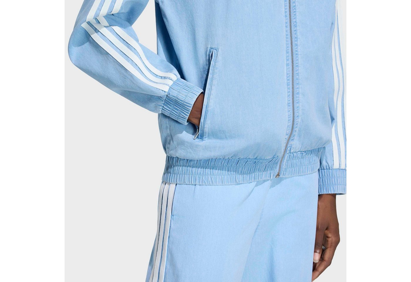 adidas Originals Outdoorjacke ADIDAS ORIGINALS SUMMER GLOW LIGHT DENIM FIREBIRD TRACK für Erwachsene, mit Reißverschluss, aus Baumwolle Bild 2