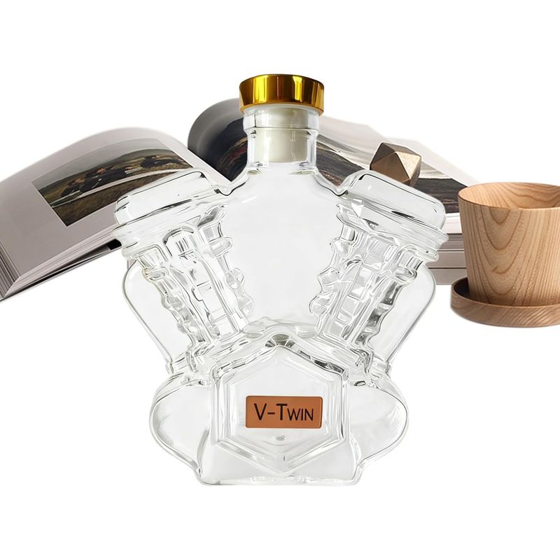 Leere Whiskyflaschen – Sammler-spirituosenkaraffe – Weinkaraffe