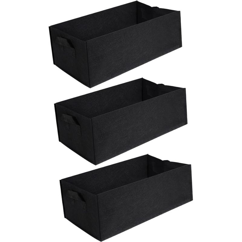 Set Mit 3 Kleinen 5-gallonen-pflanzsäcken Aus Vliesstoff Für Den Garten