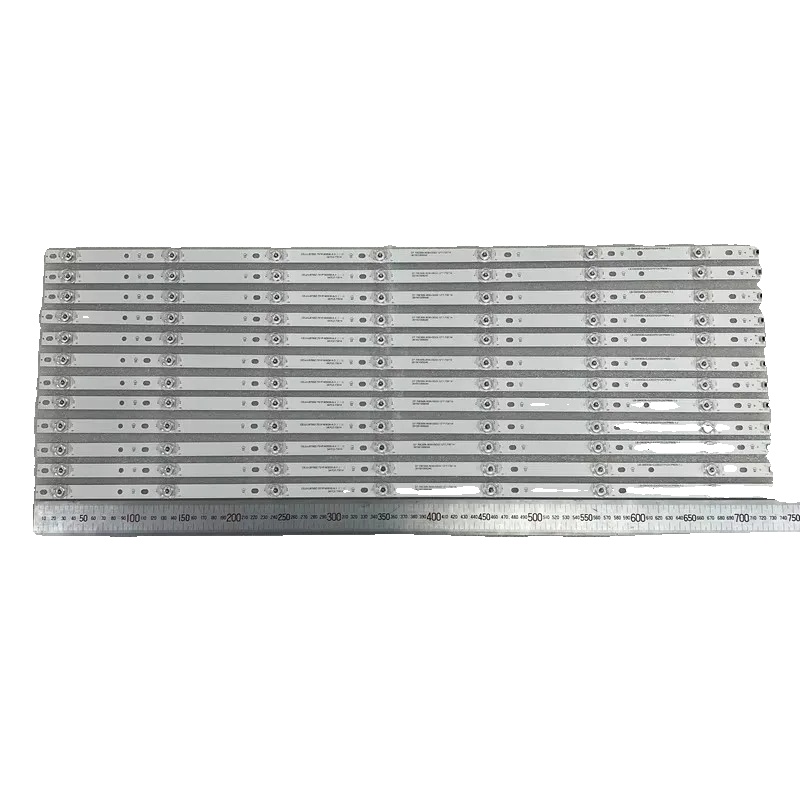 Led-streifen, 735 Mm Lang, 3-v-gleichstromversorgung, 7 Leds, Weniger Als 60 Lumen, Ce-zertifiziert