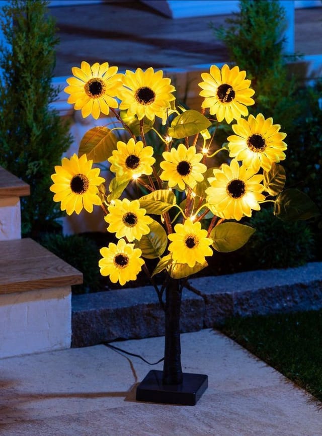 Spetebo - led Solar Baum mit Sonnenblumen - 60 cm - Gartenleuchte in Blumen Optik