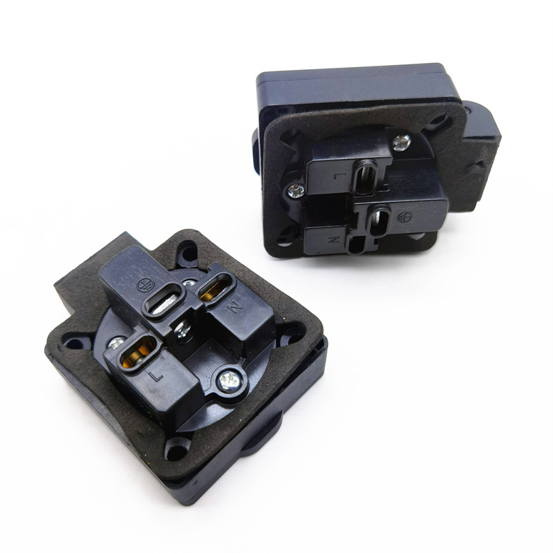 Ersatzteile Für Den Benzingenerator Gx390, Den Britischen Standardstecker Gx160, Den 2-kw/6,5-kw-generator Mit Drei Steckdosen.