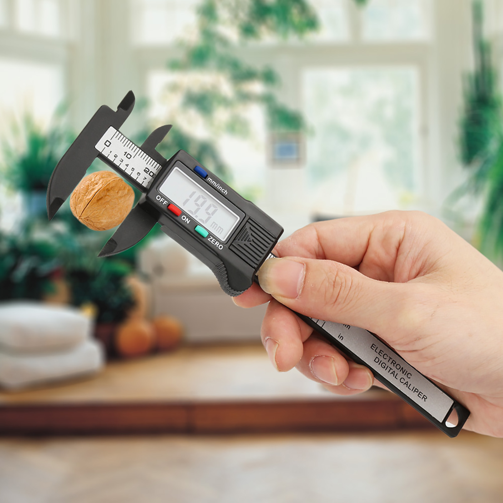 Praktischer Elektronischer Digitaler Kunststoff-messschieber (100 Mm) Mit Großem Lcd-display (batterie Nicht Im Lieferumfang Enthalten)