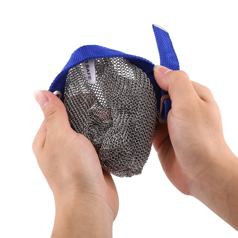 Schnittfester Edelstahlhandschuh, Ein Sicheres Werkzeug Für Metzger Bei Der Fleischverarbeitung