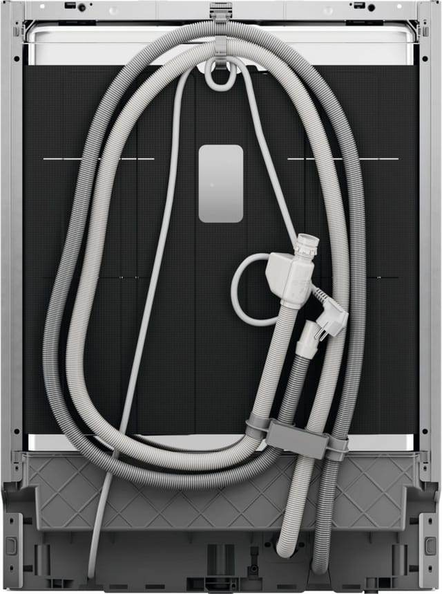 AEG Unterbaugeschirrspüler 8000 GU8200B2SCM, Wasserparende Spülmaschine mit nur 8,4 l kraftvoll gegen Eingebranntes