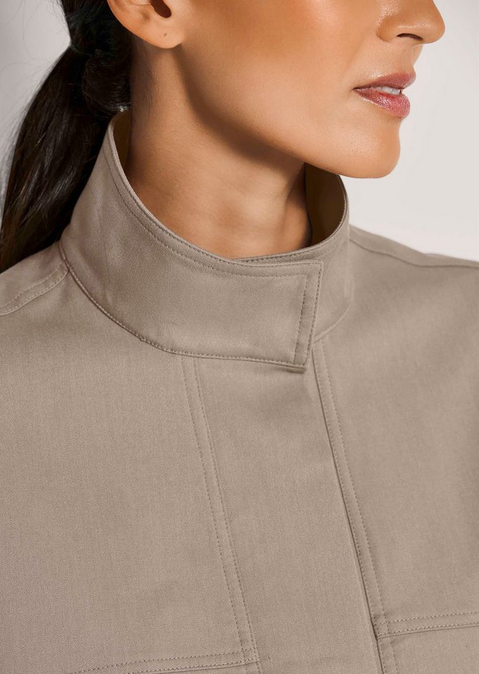 MADELEINE Outdoorjacke Kurzjacke mit Stehkragen