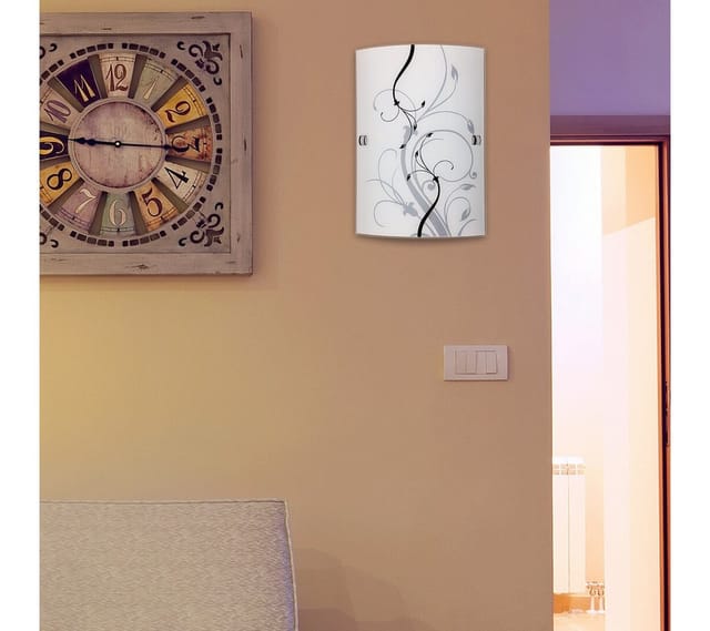 Zeitlose Wandlampe elina