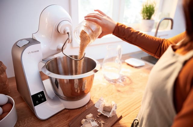 Bosch - MUM5XW20 Küchenmaschine 1000 w 3,9 l weiß / champagne