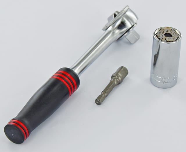 Universal-Steckschlüsselsatz Ø7 bis 19 mm + 1 Ratschenschlüssel + 1 1/4-Zoll-Steckschlüsselhalter - Tivoly
