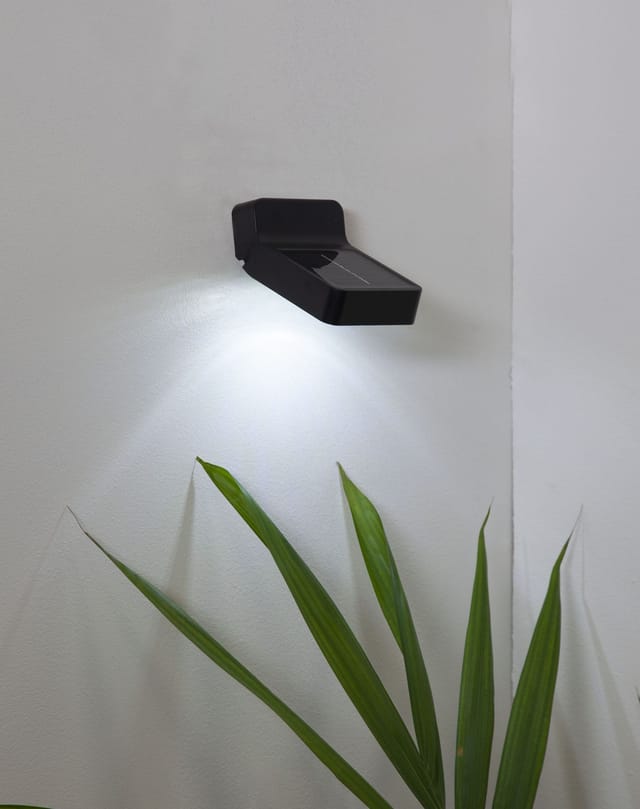 LED-Solar-Wandleuchte 'Wally', 5 x 8 cm
