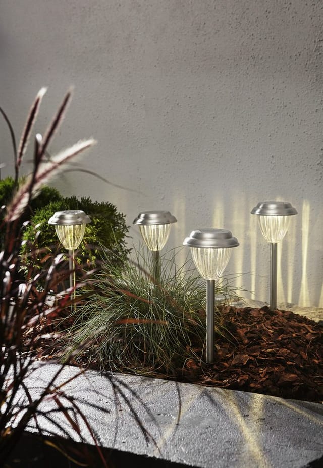 Solar Edelstahl Steckleuchten Palma, 4er Set, warmweiss, 12x28x12 cm, Lieferung incl. Akkus