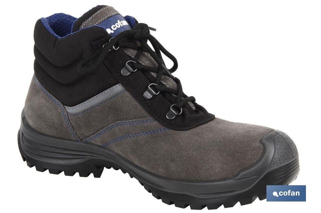 Grauer Wildlederstiefel S-3 Modell Arion T 40