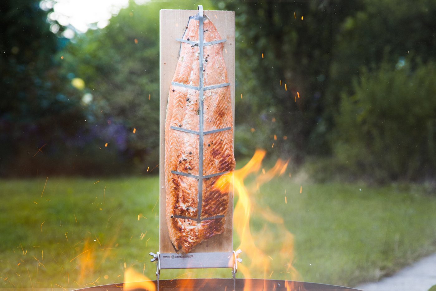 FINNWERK Grillguthalter Flammlachsbrett Doppelset, Holz, (8-St), Unbehandelte Naturholz