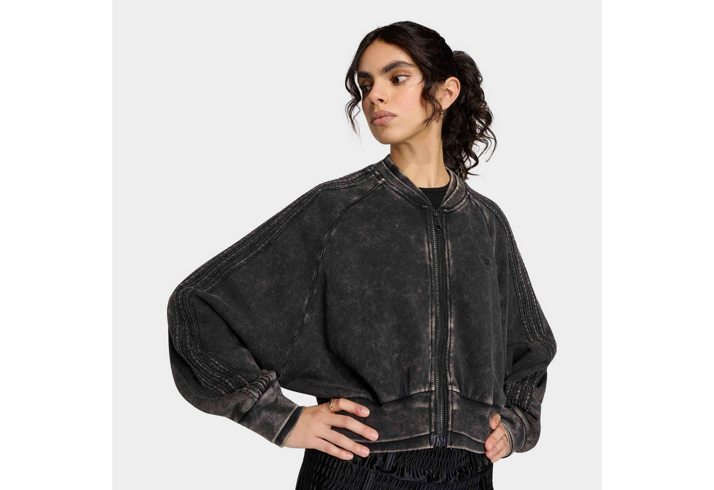 adidas Originals Outdoorjacke SST DOUBLE LAYERED CROPPED TRACK aus Baumwolle, mit Reißverschluss, sportlicher Stil Bild 3