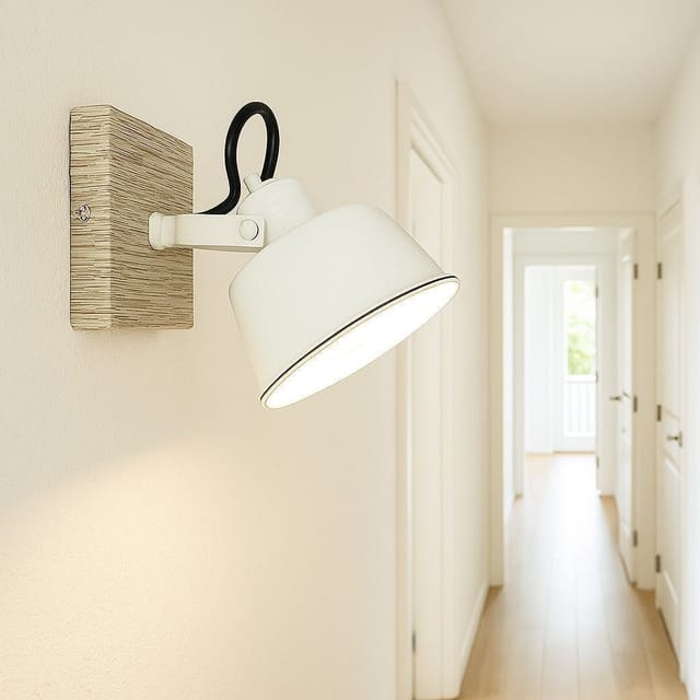 Ridley White Wandleuchte mit warmweißer LED-Lampe GU10