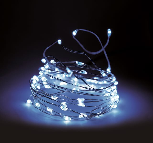 Spetebo - Draht Lichterkette 160 Micro led - kalt weiß - für Außen mit Timer und 8 Funktionen