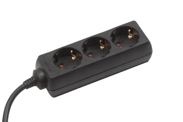 Meister - Steckdosenleiste 3-fach - 3 m Kabel - schwarz - Kunststoffleitung - IP20 Innenbereich / Steckerleiste / Mehrfachsteckdose / Tischsteckdose