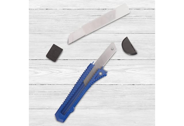 400 x Abbrechklingen, 7 Bruchstellen je Klinge, Cutterklingen, extrem scharf, 18 mm, Carbonstahl Ersatzklingen, silber