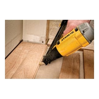 Dewalt - Stauchkopfnagler Druckluft dnbda, 64 mm