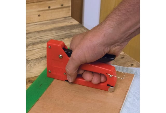 Task - diy Handtacker mit 100 Tackerklammern Typ 53 8mm Klammergerät