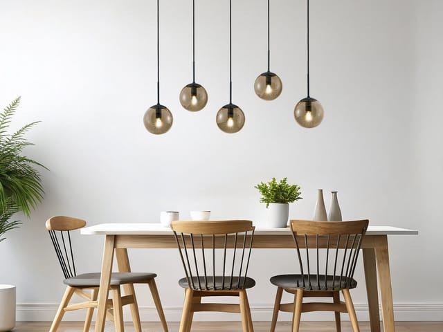 Led Pendelleuchte 5-flammig mit Rauchglas Kugeln, Breite 100cm