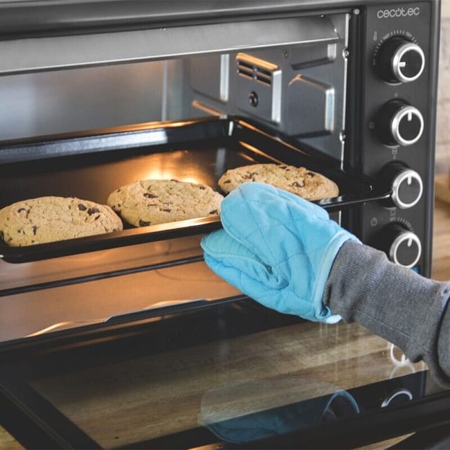 Backofen de Konvektion mit rotierendem Drehspieß of 46 Liter of Fassungsvermögen und 12 Betriebsarten of Kochen.