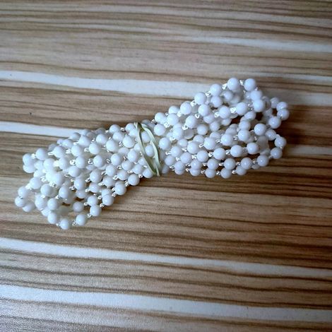Rundkugelkette, Pom-umfang 4,56, Vertikale Lamellenverzierungen, Durchgehende Kette.