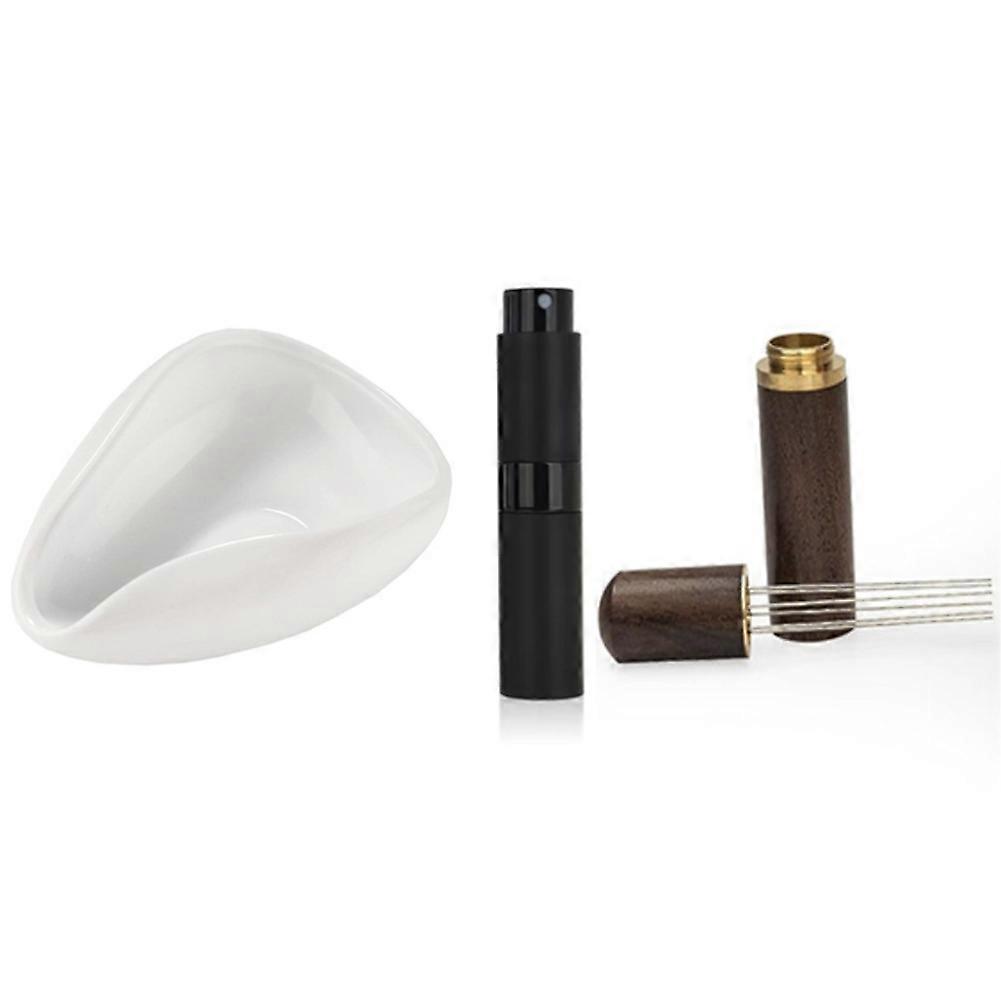 3-teiliges Set Bestehend Aus Einer Sprühflasche, Einem Kaffeespender Und Einem Wdt-werkzeug, Einem Tablett Mit Keramik-messbehältern Und Zubehör Für Die Kaffeebar.