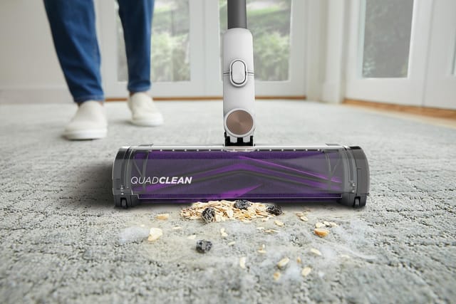 Shark IW1611DE DETECT PRO mit Bürstenrolle weiß Akku Staubsauger