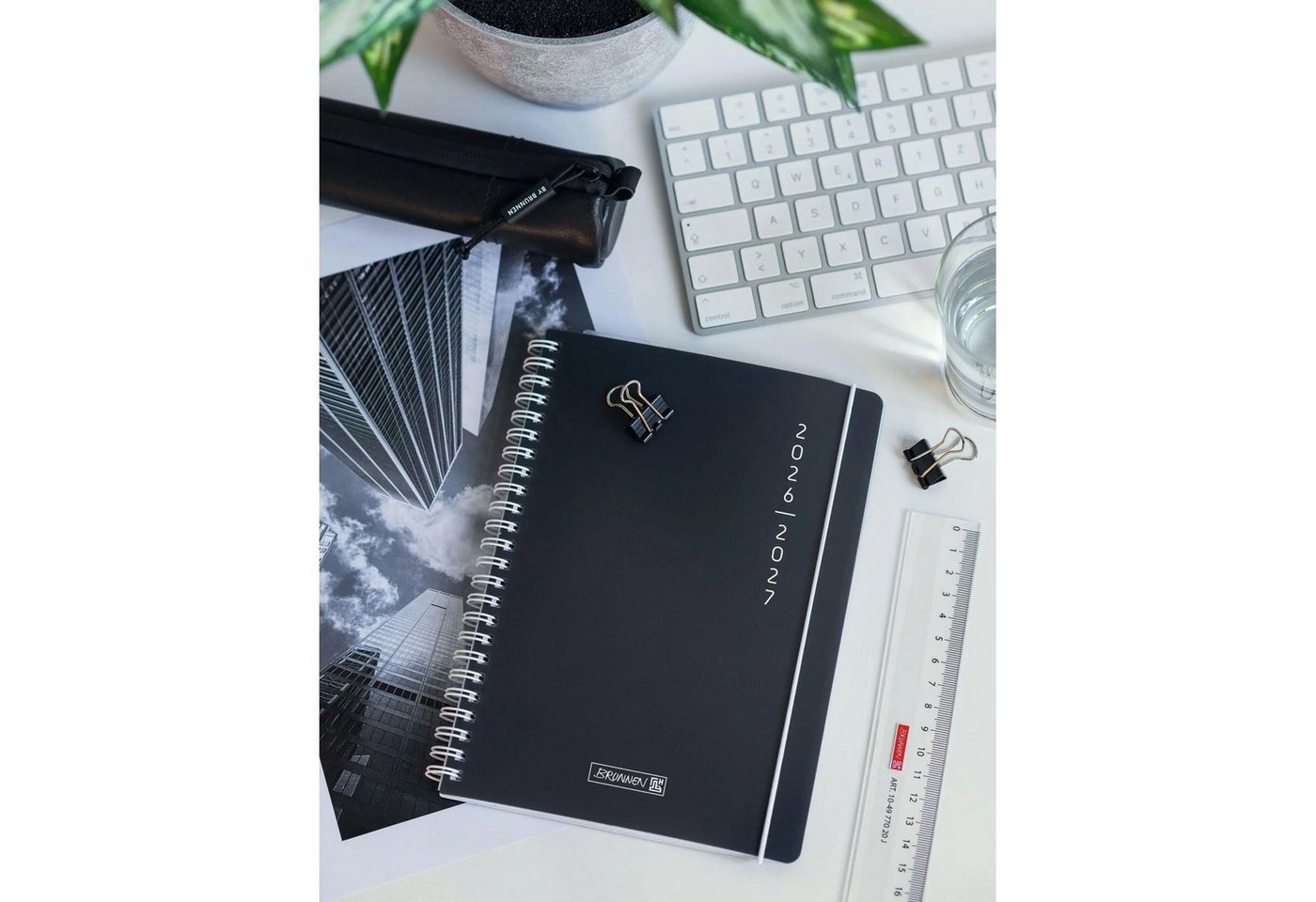 Baier & Schneider Schülerkalender Schülerkalender 2026/2027 "Plain Black", A5, Kunststoff Bild 3