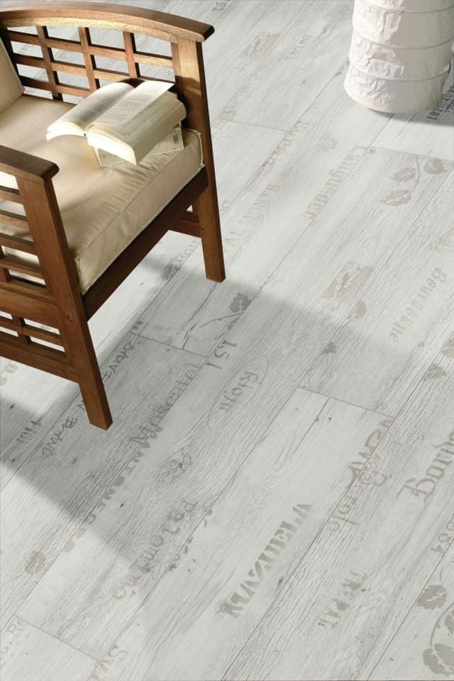 Laminat 7 mm 4V 128,6 x 19,4 cm 7 mm Wine and Pine weiß lhd Laminat - Classen