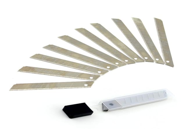 10 x Abbrechklingen 9 x 0,4 mm