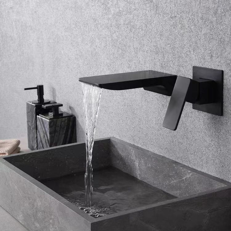 Schwarzer Einbau-waschtischhahn, Schwarzer Wand-wasserfallhahn, Messing-doppellochhahn.