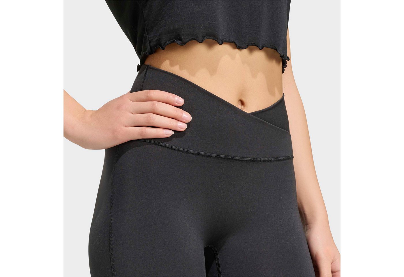 adidas Performance Trainingstights 3-STREIFEN STUDIO ALL ME FLARE X-OVER LEGGINGS Bild 4