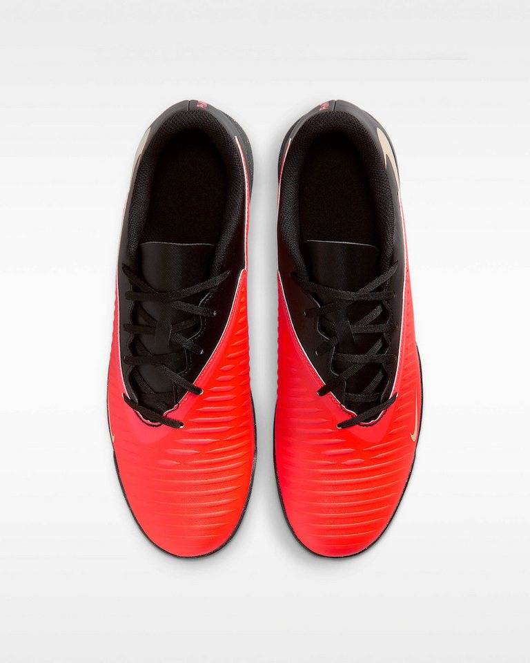 Nike Phantom 6 Low Club Fußballschuh für harte Untergründe wie Asche, Turf und Kunstrasen