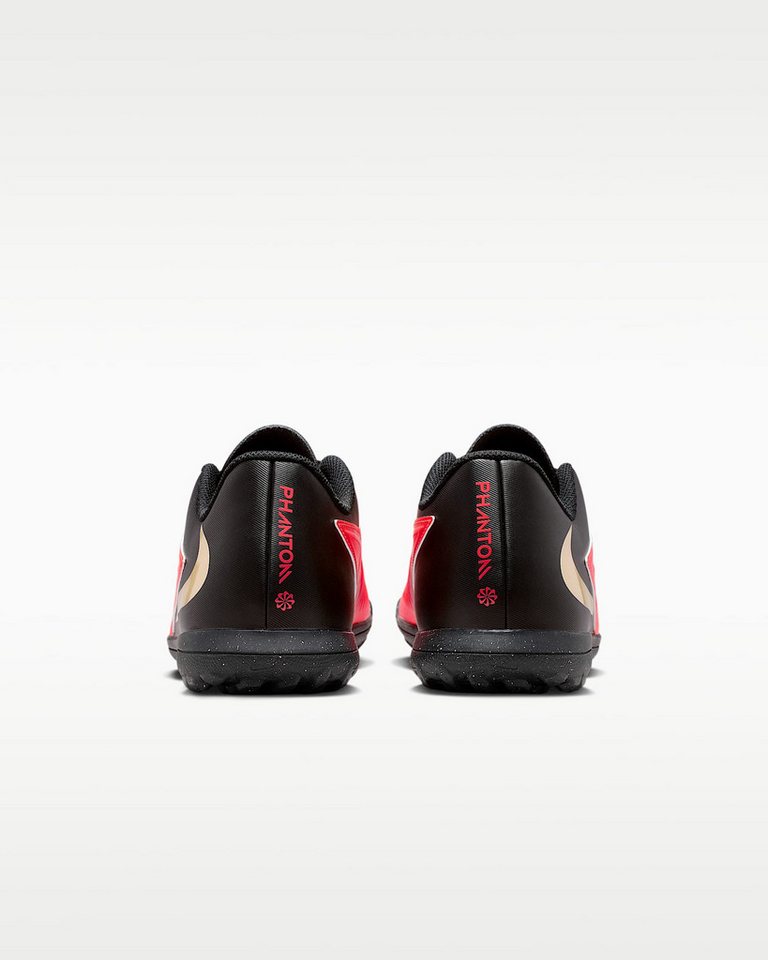 Nike Phantom 6 Low Club Fußballschuh für harte Untergründe wie Asche, Turf und Kunstrasen Bild 5