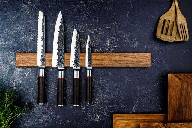 Haushaltsmesser - Geschmiedet - Sebra - Japanischer Stahl 440c - Griff Aus Dalbergia - L 12,5 Cm