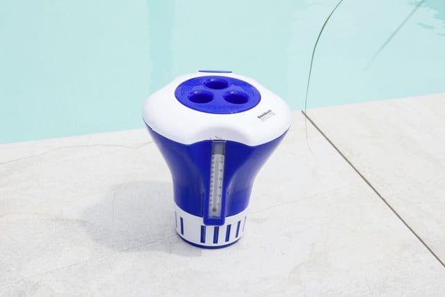 Steinbach - Chlordosierschwimmer mit Thermometer Pool Chlortabletten Chlordosierer