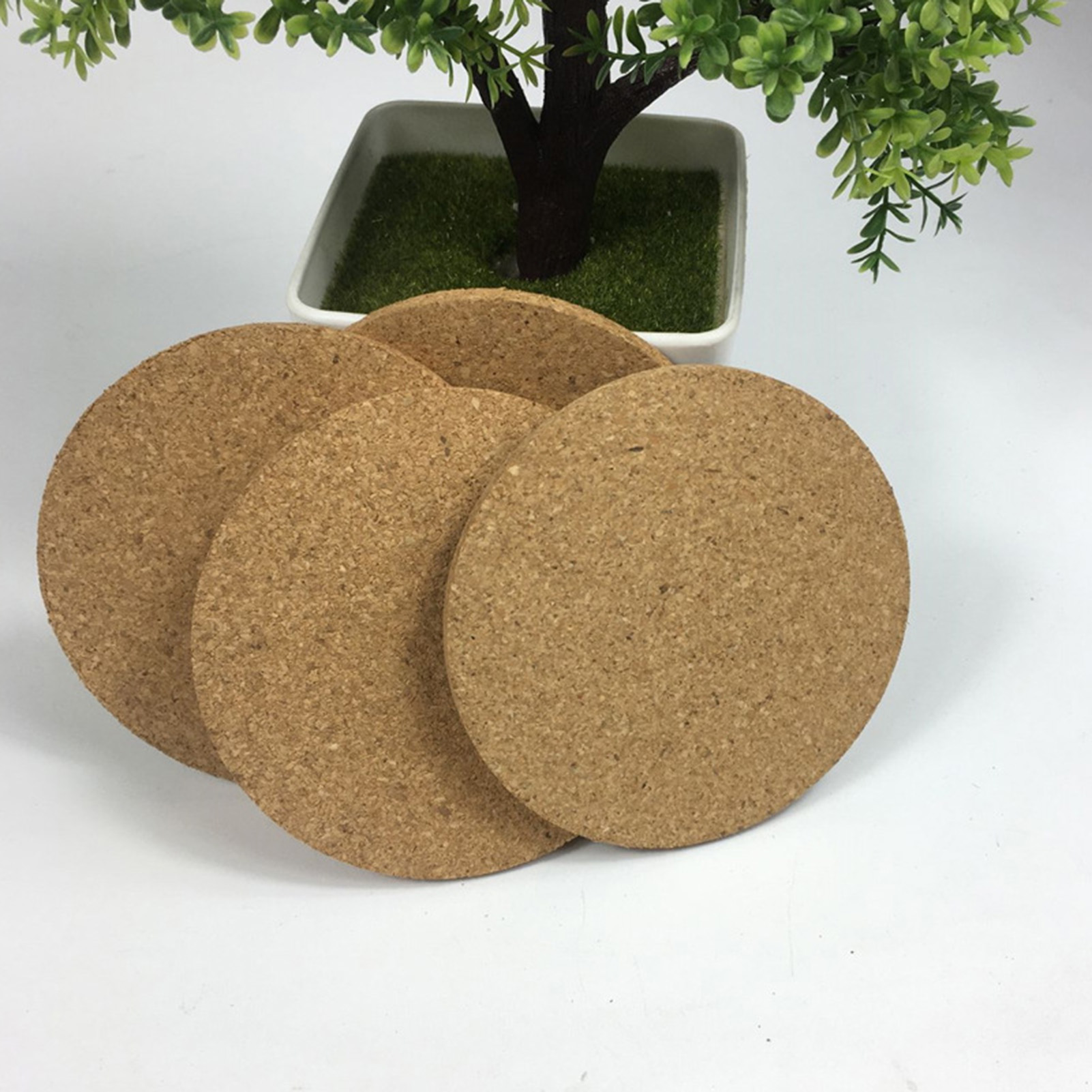 Runde Untersetzer Aus Reinem Kork, 100 X 100 X 4 Mm, 10er-packung, Auf Lager. Korkuntersetzer, 3 Bis 5 Mm Dick, 10er-packung, Rund Und Quadratisch, Aus Umweltfreundlichem Kork.