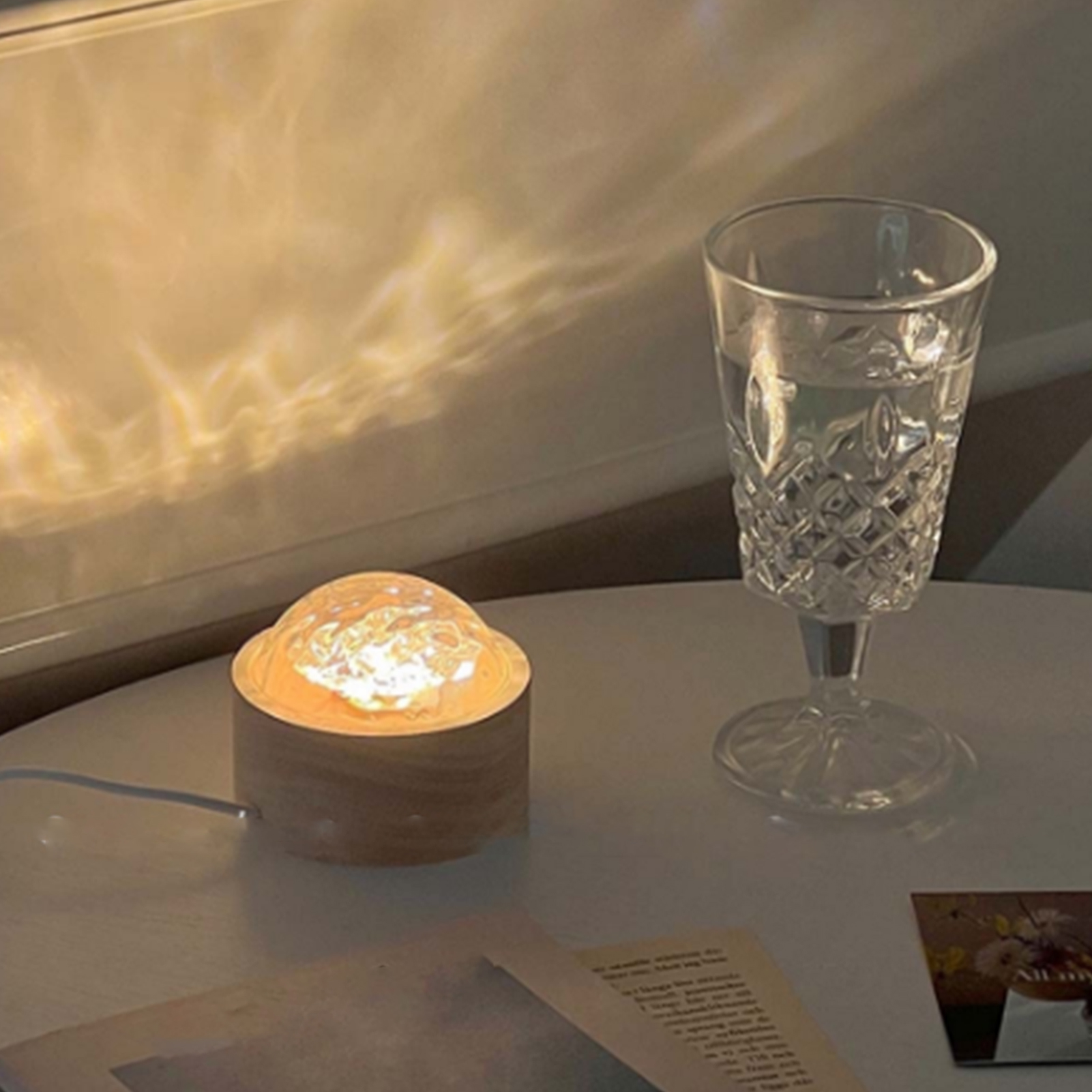 Stimmungsleuchte Mit Rotierendem Wasserwelleneffekt, Nachtlicht, Tischleuchte, Ambientebeleuchtung Zum Filme Schauen, Dynamisches Und Kreatives Licht, Warmer Monochromer Ton