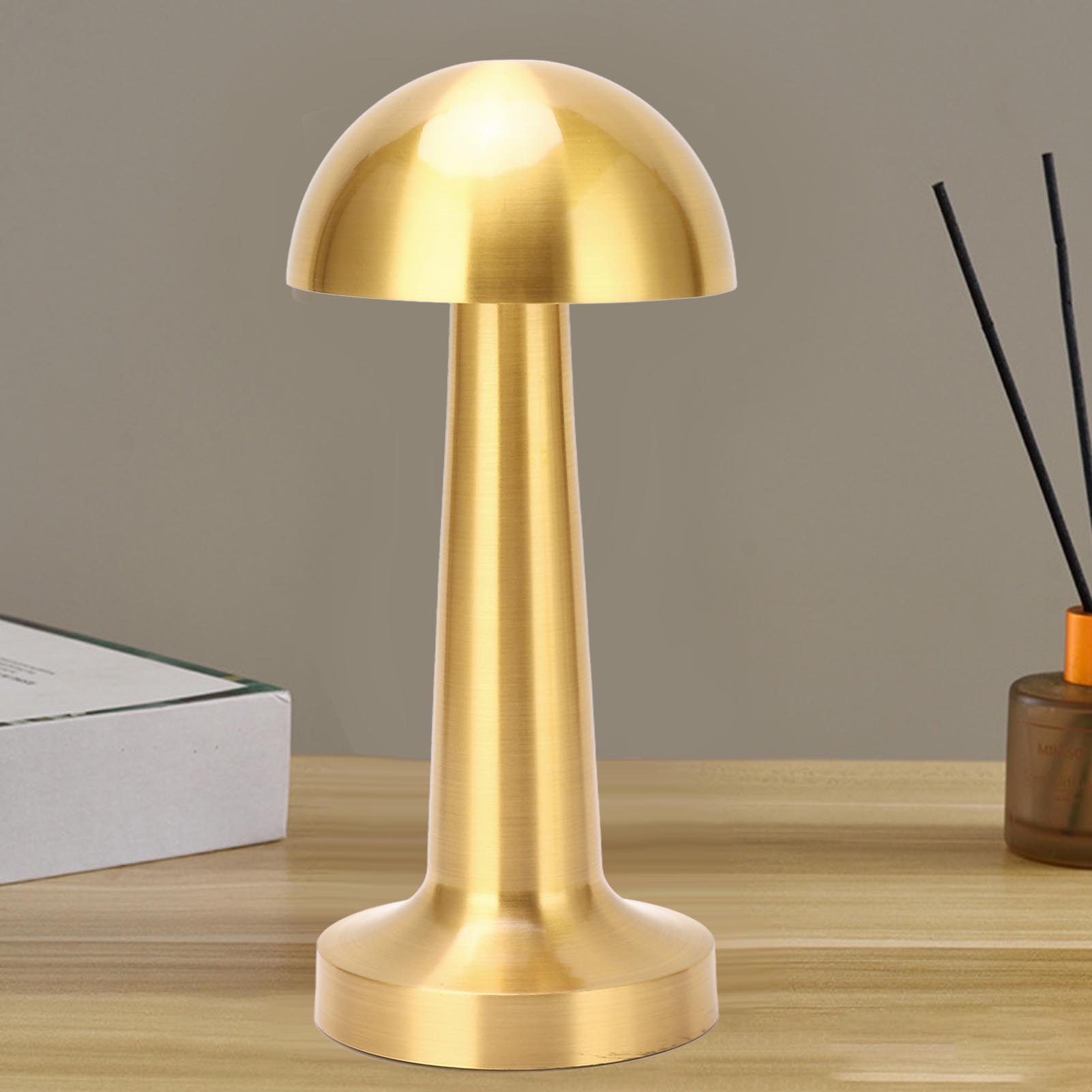 Miniatur-tischleuchte Mit Funkfunktion Für Bars Und Restaurants, Batteriebetrieben, Touch-steuerung, 3 Einstellbare Farben, Tragbare Nachttischlampe Aus Metall, Mini-tischlampe, Außendekoration, Gold.